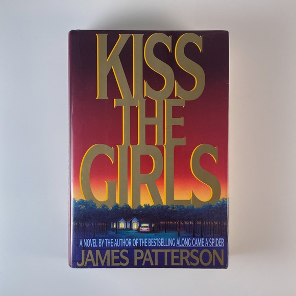 2/$30 - Kiss the Girls by James Patterson - Picture 1 of 14